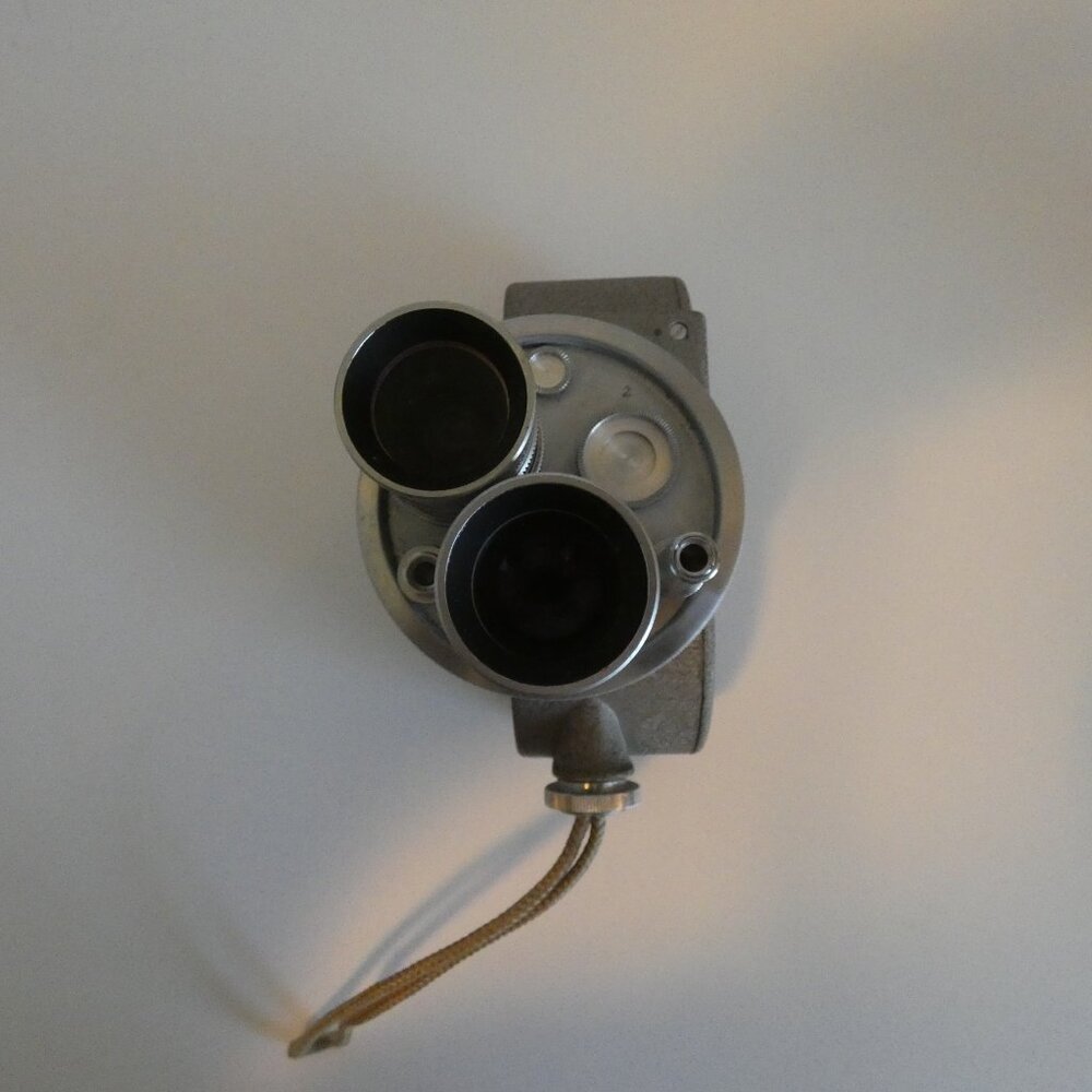 Vintage Bell And Howell 134 Movie 8mm Camera Made in USA - Picture 4 of 10